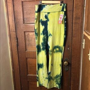 POP Fit Yellow and Dark Green Leggings 4XL NWT